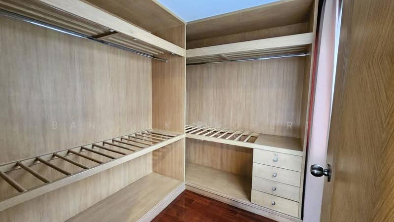 S.R. Place, Bangkok, Soi Thonglor 11, Khlong Tan Nua, Watthana, Bangkok, 1 Bedroom, 90 sqm, Condo For Rent, by BANGKOK PROPERTY AGENTS, 500519793 - DDproperty.com