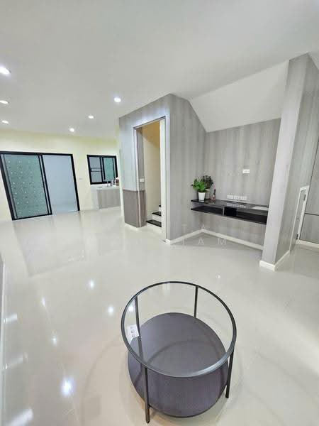 Patio Srinakarin-Rama 9, Bangkok, Krungthep Kreetha Road, Hua Mak, Bang Kapi, Bangkok, 4 Bedrooms, 190 sqm, Townhouse For Rent, by Ramita Theptham, 500519810 - DDproperty.com