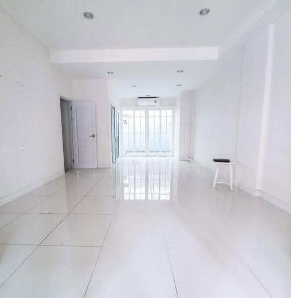 The Master @BTS Udomsuk, Bangkok, Soi Sukhumvit 103, Bang Na, Bangkok, 3 Bedrooms, 266 sqm, Townhouse For Rent, by Ramita Theptham, 500519818 - DDproperty.com