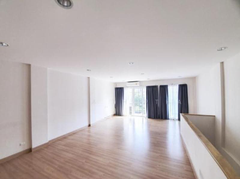 The Master @BTS Udomsuk, Bangkok, Soi Sukhumvit 103, Bang Na, Bangkok, 3 Bedrooms, 266 sqm, Townhouse For Rent, by Ramita Theptham, 500519818 - DDproperty.com