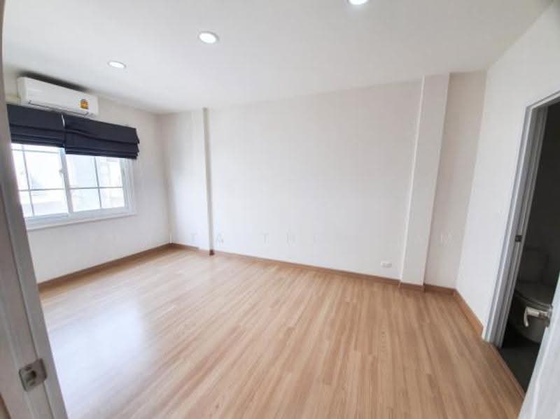 The Master @BTS Udomsuk, Bangkok, Soi Sukhumvit 103, Bang Na, Bangkok, 3 Bedrooms, 266 sqm, Townhouse For Rent, by Ramita Theptham, 500519818 - DDproperty.com