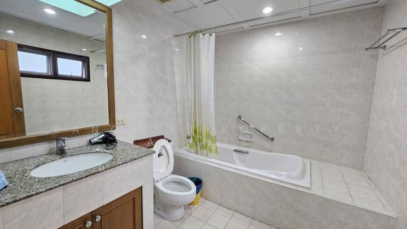 S.R. Place, Bangkok, Soi Thonglor 11, Khlong Tan Nua, Watthana, Bangkok, 2 Bedrooms, 130 sqm, Condo For Rent, by BANGKOK PROPERTY AGENTS, 500519840 - DDproperty.com