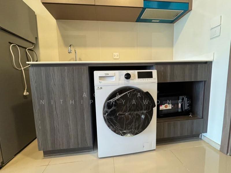 Life Phahon-Ladprao, Bangkok, 996 Phahonyothin Road, Jom Phon, Chatuchak, Bangkok, 1 Bedroom, 29 sqm, Condo For Rent, by Achaya Nithipanyawong, 500519880 - DDproperty.com