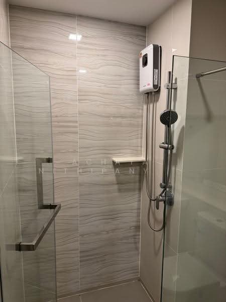 Life Phahon-Ladprao, Bangkok, 996 Phahonyothin Road, Jom Phon, Chatuchak, Bangkok, 1 Bedroom, 29 sqm, Condo For Rent, by Achaya Nithipanyawong, 500519880 - DDproperty.com