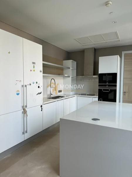 Sindhorn Residence : สินธร เรสซิเดนซ์ หลังสวน, กรุงเทพ, 54 ซอยต้นสน, ลุมพินี, ปทุมวัน, กรุงเทพ, 154 ตร.ม., คอนโด ขาย, โดย Neeranuch Somprasong, 500519898 - DDproperty.com