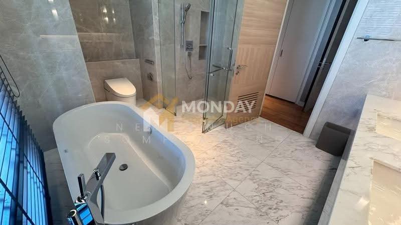 Sindhorn Residence, Bangkok, 54 Soi Ton Son, Lumphini, Pathum Wan, Bangkok, 2 Bedrooms, 154 sqm, Condo For Sale, by Neeranuch Somprasong, 500519898 - DDproperty.com
