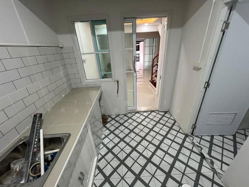 หมู่บ้านเอื้ออาทรแสนภูดาษ บ้านโพธิ์, Chachoengsao, Saen Phu Dat, Ban Pho, Chachoengsao, 2 Bedrooms, 150 sqm, Townhouse For Sale, by The Best Property ตา, 500519923 - DDproperty.com