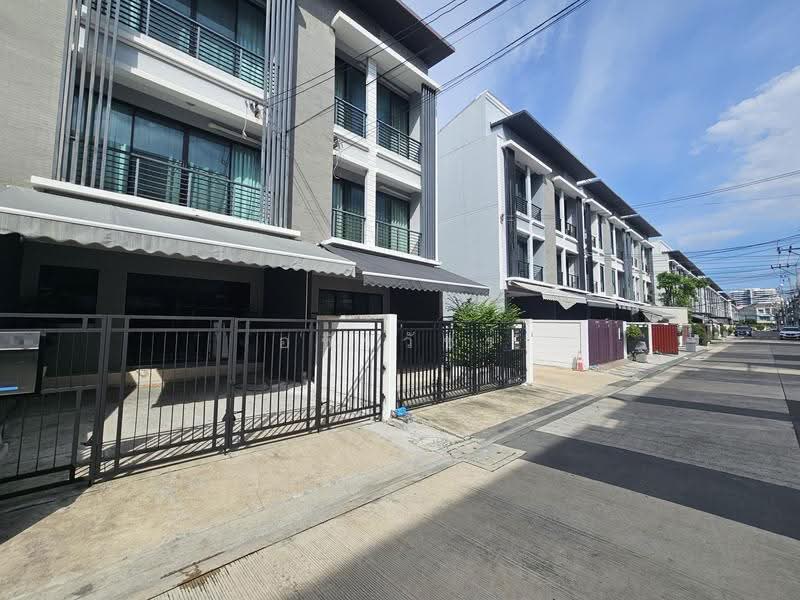 Baan Klang Muang Rama 9-Ramkhmahaeng, Bangkok, Soi Ramkhamhaeng 39, Phlapphla, Wang Thonglang, Bangkok, 3 Bedrooms, 149 sqm, Townhouse For Rent, by อชิรวัชร์, 500519954 - DDproperty.com