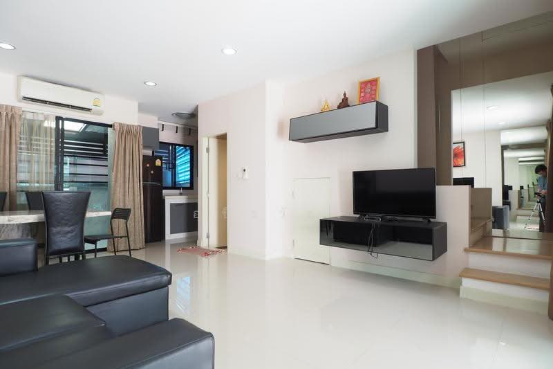 Baan Klang Muang Rama 9-Ramkhmahaeng, Bangkok, Soi Ramkhamhaeng 39, Phlapphla, Wang Thonglang, Bangkok, 3 Bedrooms, 149 sqm, Townhouse For Rent, by อชิรวัชร์, 500519954 - DDproperty.com
