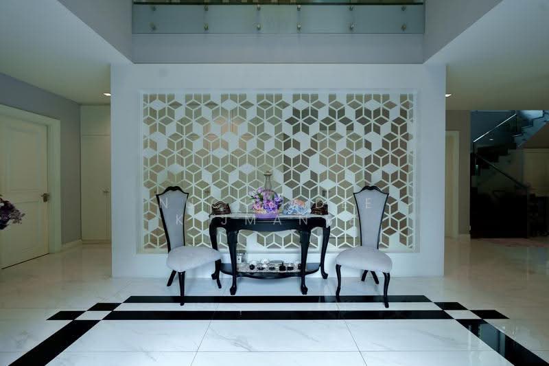 Villa Nakarin Onnut-Wongwaen, Bangkok, Sukhapiban 2 Road, Prawet, Bangkok, 6 Bedrooms, 665 sqm, Single Detached House For Sale, by Nuchradee Kijmanee, 500520000 - DDproperty.com