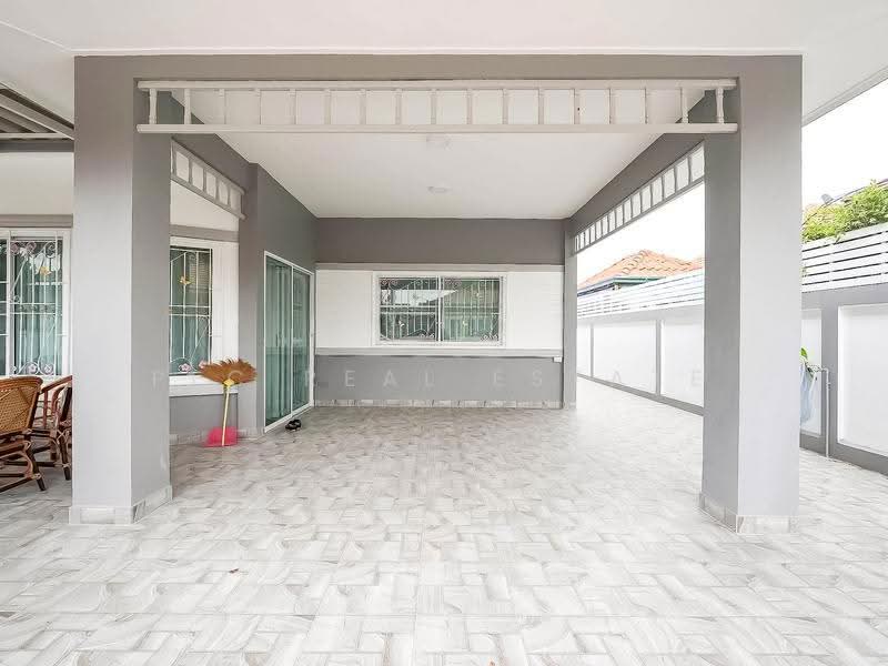 4 Bedroom House for Sale Noen Plab Wan Fully Furnished, chon-buri, Nong Pru, Bang Lamung (Pattaya), Chon Buri (Pattaya), 4 Bedrooms, 242 sqm, Single Detached House For Sale, by PLC real estate, 500520037 - DDproperty.com