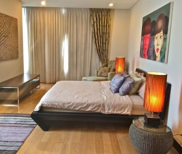 The Park Chidlom, Bangkok, 1 Petchaburi Road, Pathum Wan, Bangkok, 2 Bedrooms, 145 sqm, Condo For Sale, by Simon Decalf, 500520038 - DDproperty.com