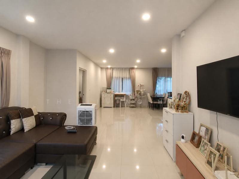 Centro Phetkasem 69, Bangkok, 68 26 Liap Khlong Phasi Charoen Fang Nuea 20, Nong Kham, Nong Khaem, Bangkok, 4 Bedrooms, 238 sqm, Single Detached House For Sale, by THE LIVING HUB, 500520039 - DDproperty.com