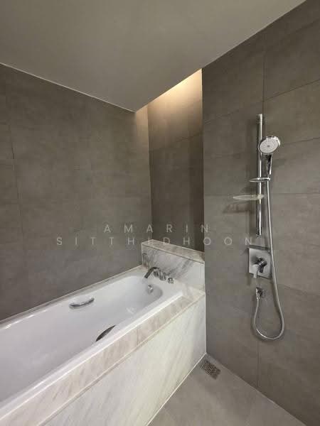 Piya Residence, Bangkok, Soi Sukhumvit 28-30, Khong Tan, Khlong Toei, Bangkok, 3 Bedrooms, 162 sqm, Condo For Rent, by Amarin Sitthidhoon, 500520048 - DDproperty.com