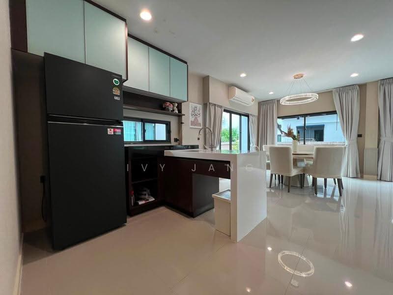 Setthasiri Krungthep Kreetha, Bangkok, Krungthep Kreetha Road, Hua Mak, Bang Kapi, Bangkok, 4 Bedrooms, 260 sqm, Single Detached House For Rent, by Ivy Jang, 500520053 - DDproperty.com