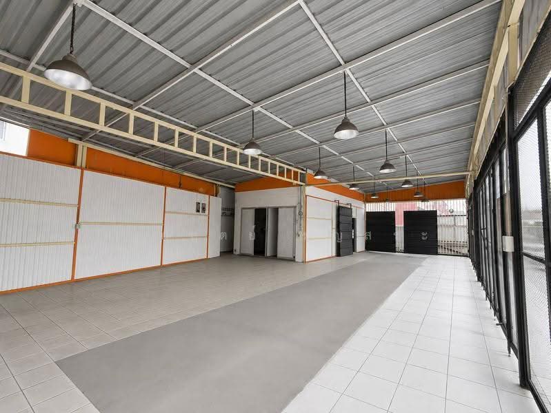 Shop 1 ชั้น สร้างเอง พร้อมทาวน์โฮม 3 ชั้น (หลังมุม) ติดถนนสุขาภิบาล 5, กรุงเทพ, สุขาภิบาล 5 ซอย 12, ท่าแร้ง, บางเขน, กรุงเทพ, 360 ตร.ม., พื้นที่ขายของ ขาย, โดย กรกฤตย์ บุญสระ, 500520072 - DDproperty.com