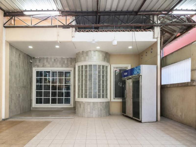 Shop 1 ชั้น สร้างเอง พร้อมทาวน์โฮม 3 ชั้น (หลังมุม) ติดถนนสุขาภิบาล 5, กรุงเทพ, สุขาภิบาล 5 ซอย 12, ท่าแร้ง, บางเขน, กรุงเทพ, 360 ตร.ม., พื้นที่ขายของ ขาย, โดย กรกฤตย์ บุญสระ, 500520072 - DDproperty.com