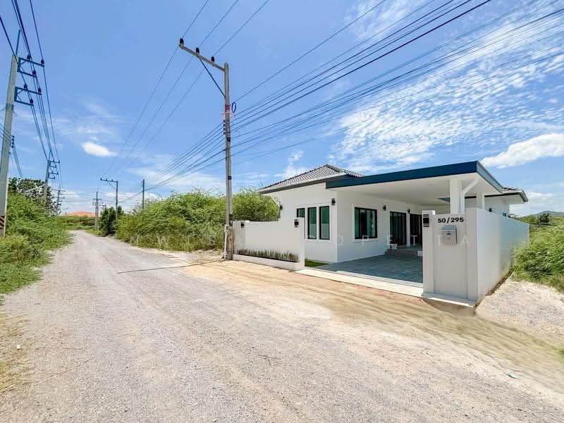 Huahin 112, Prachuap Khiri Khan, ประจวบคีรีขันธ์, หนองแก, หัวหิน, ประจวบคีรีขันธ์, 120 ตร.ม., บ้านเดี่ยว ขาย, โดย Wanwisa Scopetta, 500520088 - DDproperty.com