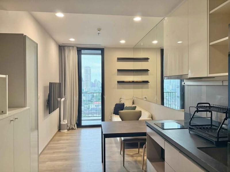 Oka Haus Sukhumvit 36, Bangkok, 3399 Rama 4 Road, Khong Tan, Khlong Toei, Bangkok, 1 Bedroom, 35 sqm, Condo For Rent, by Emily Bada, 500520099 - DDproperty.com