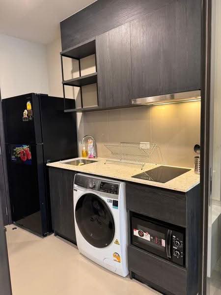 XT Huaikhwang, Bangkok, 244 Ratchadaphisek Road, Huai Khwang, Bangkok, 1 Bedroom, 30 sqm, Condo For Rent, by Emily Bada, 500520115 - DDproperty.com