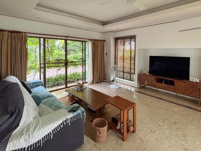 Moobaan Tararom Huamark, Bangkok, Tararom Huamark Soi 1, Phlapphla, Wang Thonglang, Bangkok, 4 Bedrooms, 476 sqm, Single Detached House For Sale, by HOME Real Estate Service, 500520135 - DDproperty.com