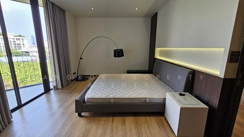 Raveevan Space, Bangkok, Soi Sukhumvit 39, Khlong Tan Nua, Watthana, Bangkok, 3 Bedrooms, 271 sqm, Condo For Rent, by BANGKOK PROPERTY AGENTS, 500520142 - DDproperty.com