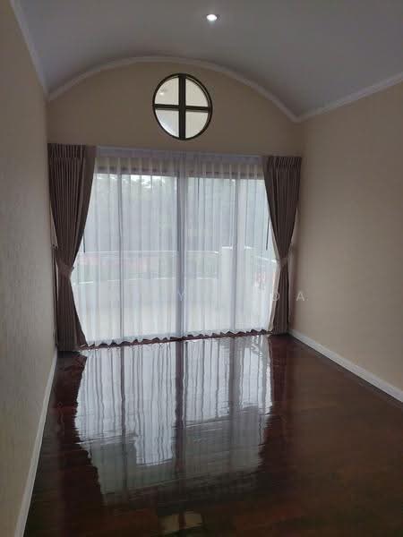 undefined, Bangkok, Lat Krabang, Bangkok, 3 Bedrooms, 300 sqm, Single Detached House For Rent, by Emily Bada, 500520143 - DDproperty.com