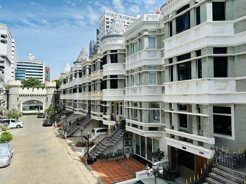 Townhome for rent sukhumvit 31, กรุงเทพ, คลองเตยเหนือ, วัฒนา, กรุงเทพ, 350 ตร.ม., ทาวน์เฮ้าส์ ให้เช่า, โดย Sunny Next Step, 500520147 - DDproperty.com
