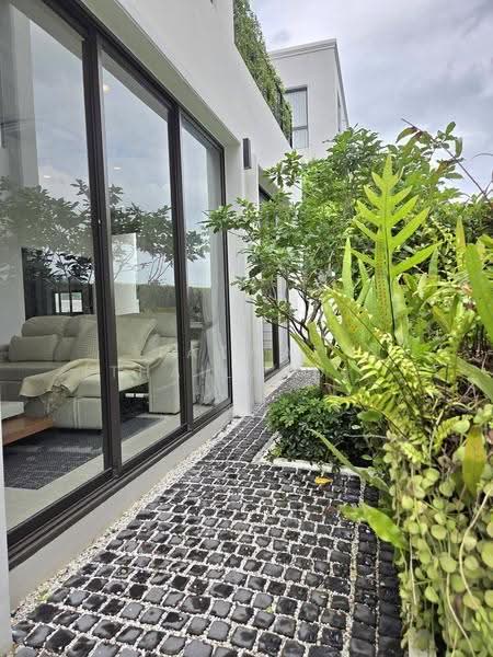 AERIE Srinakarin-Suan Luang, Bangkok, Soi Muban Seri Villa, Nong Bon, Prawet, Bangkok, 5 Bedrooms, 390 sqm, Single Detached House For Rent, by Fazwaz (Thailand) Co., Ltd., 500520149 - DDproperty.com
