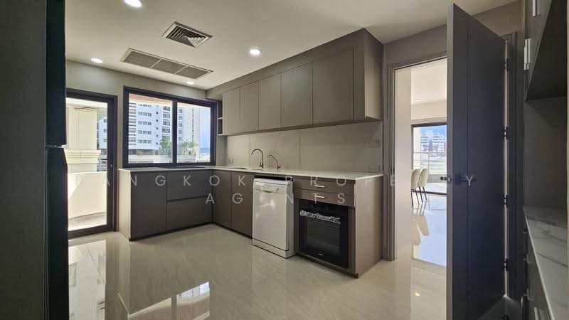 Le Raffine Sukhumvit 24, Bangkok, Soi Sukhumvit 24, Khong Tan, Khlong Toei, Bangkok, 4 Bedrooms, 370 sqm, Condo For Rent, by BANGKOK PROPERTY AGENTS, 500520172 - DDproperty.com
