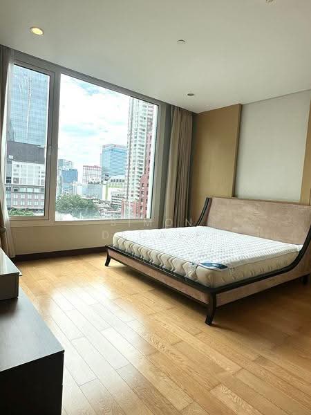 The Park Chidlom, Bangkok, 1 Petchaburi Road, Pathum Wan, Bangkok, 2 Bedrooms, 145 sqm, Condo For Rent, by Simon Decalf, 500520178 - DDproperty.com