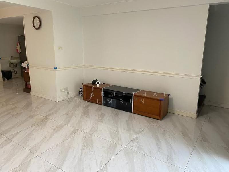 undefined, Bangkok, Thung Song Hong, Lak Si, Bangkok, 3 Bedrooms, 204 sqm, Single Detached House For Rent, by Woraruethai Klumbun, 500520188 - DDproperty.com
