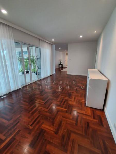 The Lanai Private Residence, Bangkok, 33 Sukhumvit 26, Khong Tan, Khlong Toei, Bangkok, 4 Bedrooms, 400 sqm, Apartment For Rent, by Amarin Sitthidhoon, 500520192 - DDproperty.com