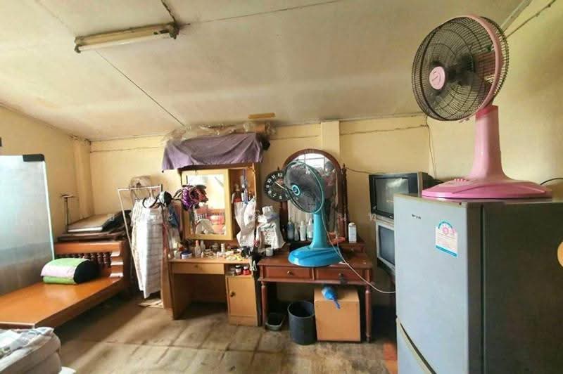ที่ดินพร้อมบ้านเดี่ยว ชั้นเดียว เนื้อที่ 54 ตร.ว. หมู่บ้านคงหิรัญ ซอยรามอินทรา 49, Bangkok, Tha Rang, Bang Khen, Bangkok, 3 Bedrooms, 216 sqm, Single Detached House For Sale, by ชนะชาติ นนท์ตา, 500520193 - DDproperty.com