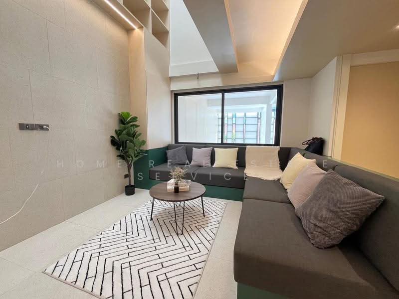 ทาวน์โฮม ปรีดีพนมยงค์ 14, Bangkok, Phra Kanong Nua, Watthana, Bangkok, 2 Bedrooms, 170 sqm, Townhouse For Sale, by HOME Real Estate Service, 500520210 - DDproperty.com