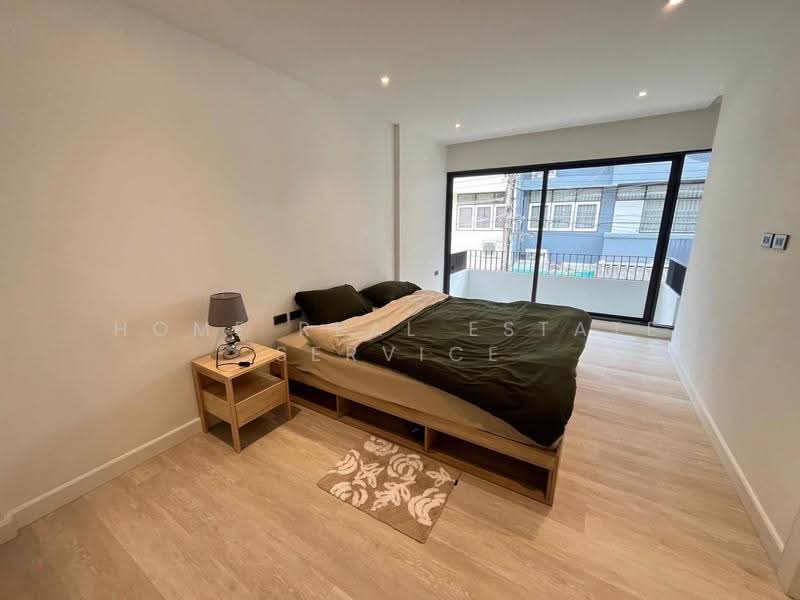 ทาวน์โฮม ปรีดีพนมยงค์ 14, Bangkok, Phra Kanong Nua, Watthana, Bangkok, 2 Bedrooms, 170 sqm, Townhouse For Sale, by HOME Real Estate Service, 500520210 - DDproperty.com