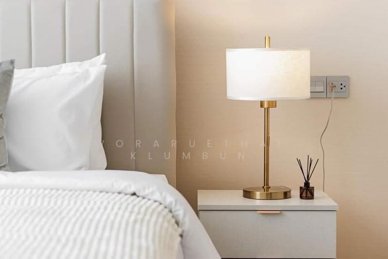 The Esse Asoke, Bangkok, 333 Soi Sukhumvit 21, Sukhumvit Road, Khlongtoei Nua, Watthana, Bangkok, 1 Bedroom, 45 sqm, Condo For Rent, by Woraruethai Klumbun, 500520213 - DDproperty.com