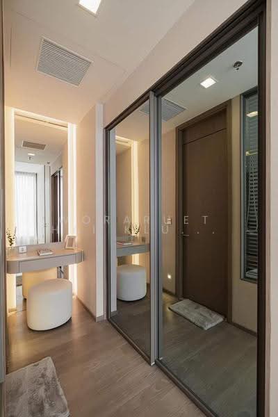 The Esse Asoke, Bangkok, 333 Soi Sukhumvit 21, Sukhumvit Road, Khlongtoei Nua, Watthana, Bangkok, 1 Bedroom, 45 sqm, Condo For Rent, by Woraruethai Klumbun, 500520213 - DDproperty.com