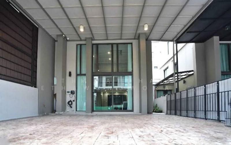 Patio Rama 9-Pattanakarn, Bangkok, Soi Pattanakarn 32, Pattanakarn Road, Suan Luang, Bangkok, 2 Bedrooms, 226 sqm, Townhouse For Sale, by Thawatchai Methawongworakul, 500520214 - DDproperty.com