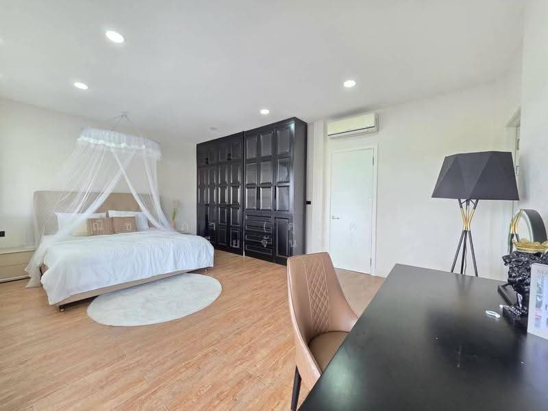 พัทยาเหนือ - ซอยหนองใหญ่ ตำบลหนองปรือ อำเภอเมือง จังหวัดชลบุรี, chon-buri, ซอยเลียบทางรถไฟ - ซอยหนองใหญ่, Nong Pru, Bang Lamung (Pattaya), Chon Buri (Pattaya), 5 Bedrooms, 710 sqm, Villa For Sale, by Nichapa Phiachan, 500520225 - DDproperty.com