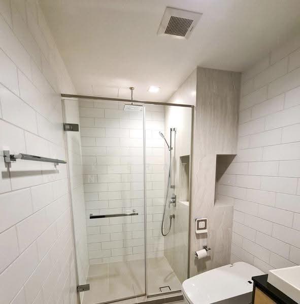 The Line Jatujak-Mochit, Bangkok, Phaholyothin Road, Jom Phon, Chatuchak, Bangkok, 1 Bedroom, 44 sqm, Condo For Rent, by Keerati Wangrujirakul, 500520261 - DDproperty.com