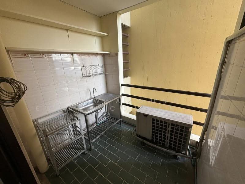 The Living Tower, Bangkok, Bang Chak, Phra Khanong, Bangkok, 2 Bedrooms, 52 sqm, Condo For Sale, by Grow Around Estate Company Limited, 500520263 - DDproperty.com