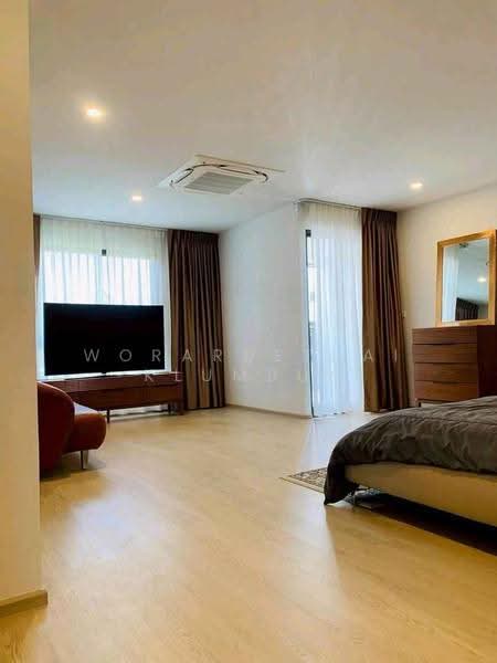 5-BR House, Bangkok, Praborommaharatchawang, Phra Nakhon, Bangkok, 5 Bedrooms, 450 sqm, Single Detached House For Rent, by Woraruethai Klumbun, 500520264 - DDproperty.com