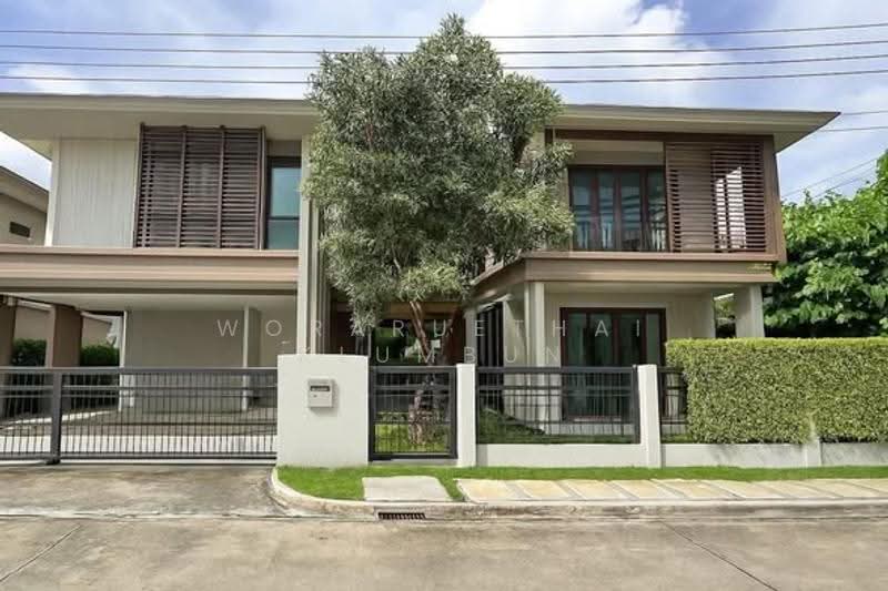Burasiri Krungthep Kreetha, Bangkok, 95 Soi Pracha Ruam Chai, Hua Mak, Bang Kapi, Bangkok, 4 Bedrooms, 300 sqm, Single Detached House For Sale, by Woraruethai Klumbun, 500520271 - DDproperty.com