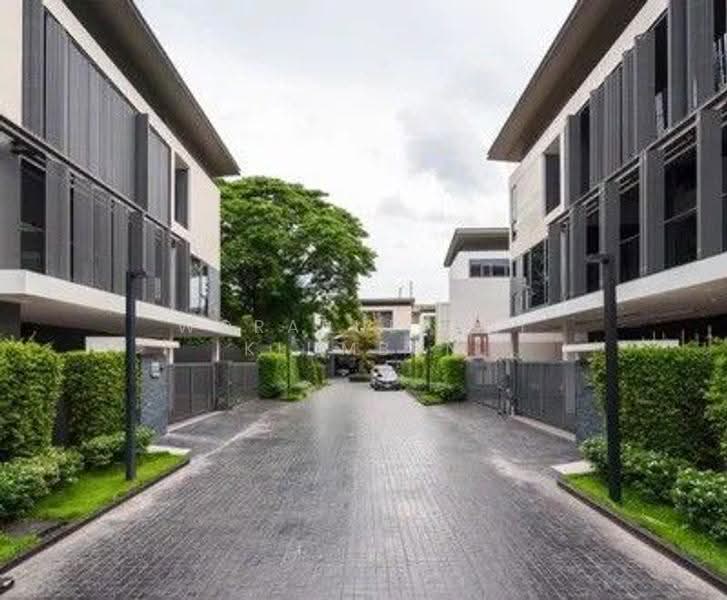 The Urban Reserve Rama 9-Motorway, Bangkok, Phatthanakan Road, Suan Luang, Bangkok, 4 Bedrooms, 595 sqm, Single Detached House For Rent, by Woraruethai Klumbun, 500520307 - DDproperty.com