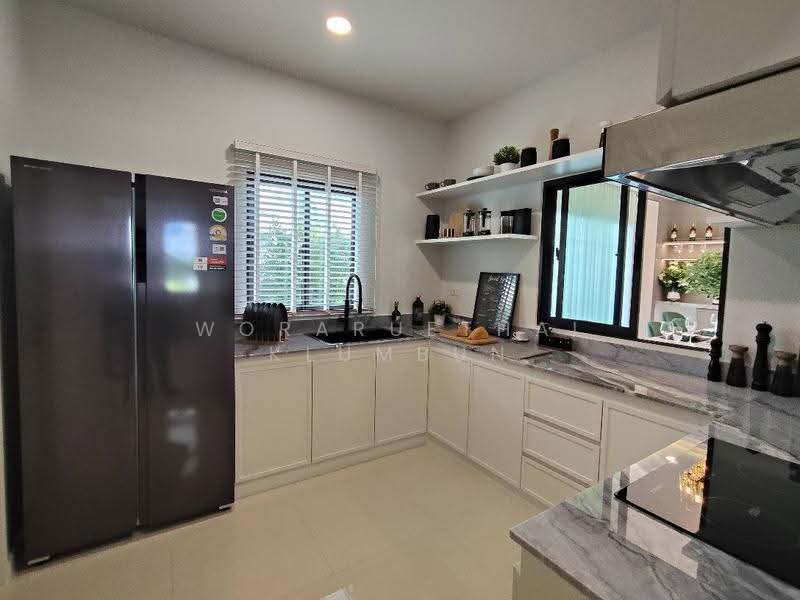undefined, Bangkok, Khlong Sam Prawet, Lat Krabang, Bangkok, 4 Bedrooms, 300 sqm, Single Detached House For Sale, by Woraruethai Klumbun, 500520311 - DDproperty.com