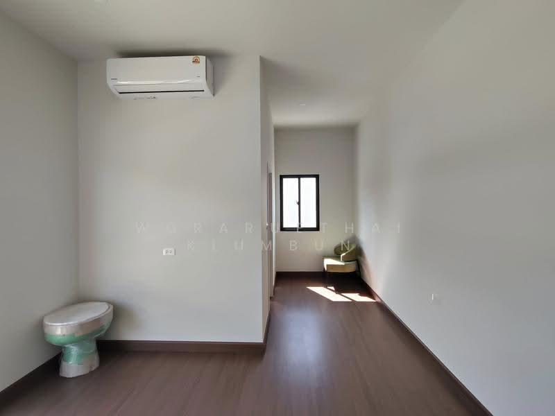 undefined, Bangkok, Khlong Sam Prawet, Lat Krabang, Bangkok, 4 Bedrooms, 225 sqm, Single Detached House For Sale, by Woraruethai Klumbun, 500520318 - DDproperty.com