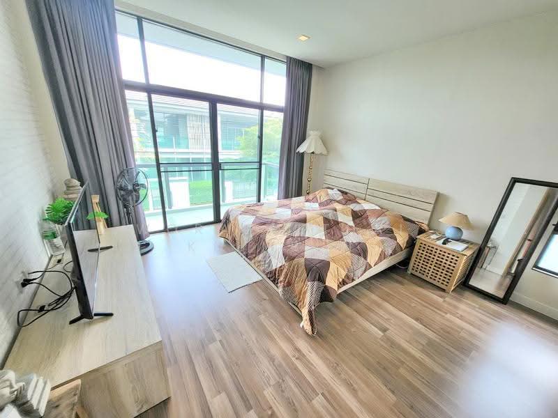Setthasiri Srinakarin-Rama 9, Bangkok, Soi Krungthep Kreetha 7, Hua Mak, Bang Kapi, Bangkok, 3 Bedrooms, 204 sqm, Single Detached House For Sale, by Woraruethai Klumbun, 500520325 - DDproperty.com