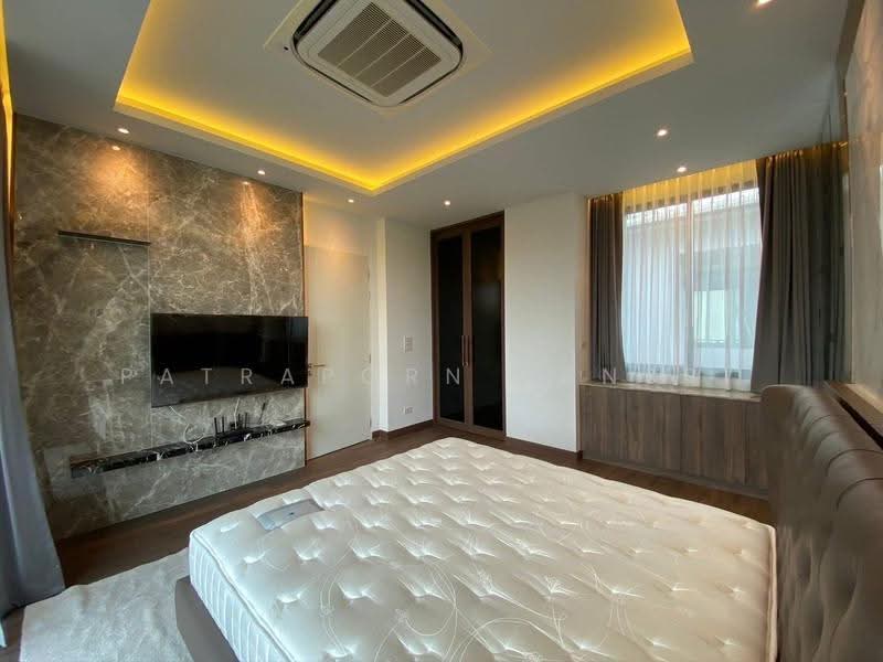 Baan Klang Muang Classe Ekkamai-Ramintra, Bangkok, Sukhonthasawat Road, Lat Phrao, Bangkok, 4 Bedrooms, 346 sqm, Single Detached House For Sale, by Patraporn Kansri, 500520331 - DDproperty.com