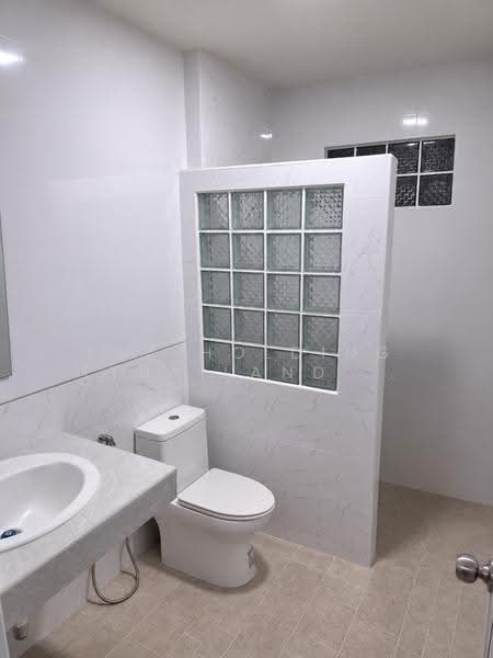 อมรพันธ์ 12 (Amornpan 12) พหลโยธิน 69/1 ใกล้ BTS สายหยุด เพียง 100 เมตร, Bangkok, Anusaowari, Bang Khen, Bangkok, 3 Bedrooms, 170 sqm, Townhouse For Rent, by ERA Holding (Thailand) Co., Ltd., 500520337 - DDproperty.com